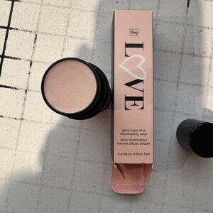avon fmg LOVE Glow Balm Duo Illuminating Stick - Heartthrob